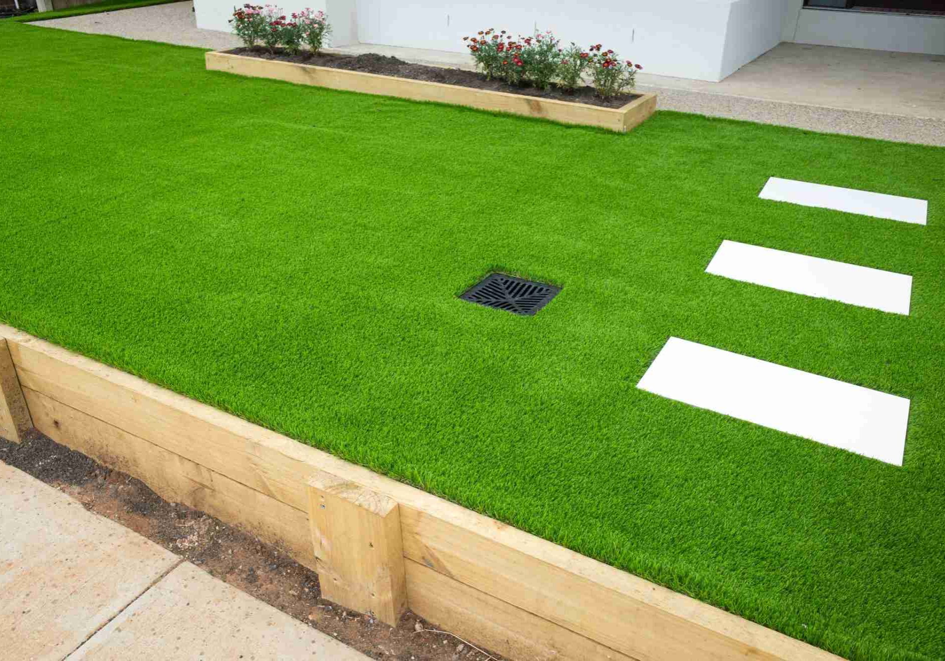 dreamstime_m_202877520-min Grass Gardening Services